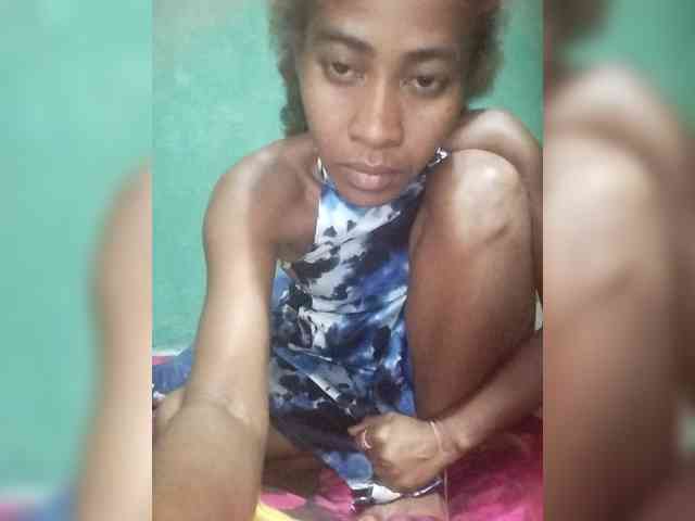 DonnelaQuin webcam