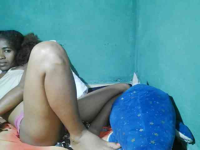 DonnelaQuin webcam