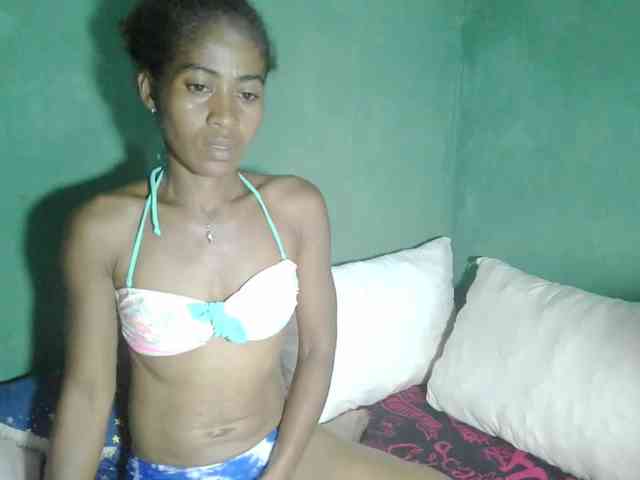 DonnelaQuin webcam
