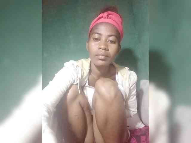 DonnelaQuin webcam