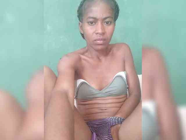 DonnelaQuin webcam