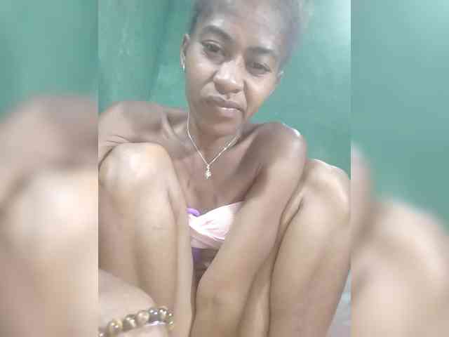 DonnelaQuin webcam