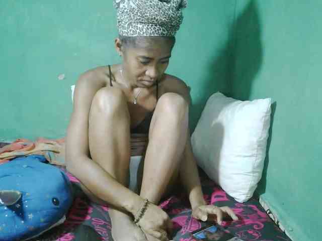 DonnelaQuin webcam
