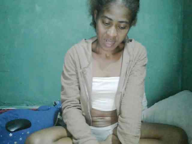 DonnelaQuin webcam
