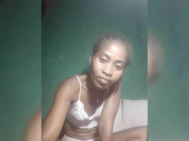 DonnelaQuin webcam