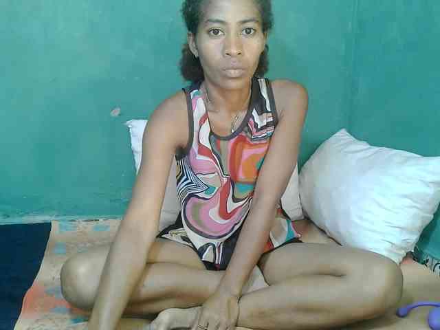 DonnelaQuin webcam