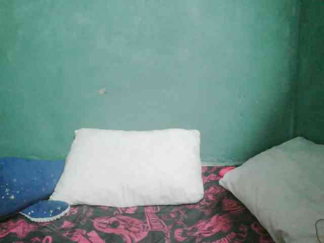 DonnelaQuin webcam