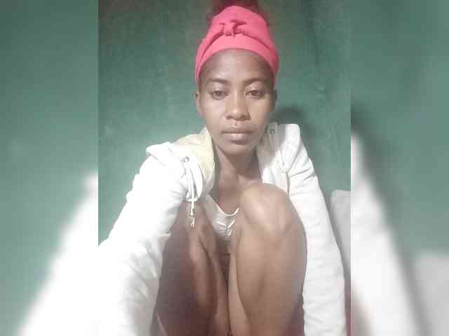DonnelaQuin webcam