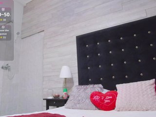 Ella-Lizzie Porn Show