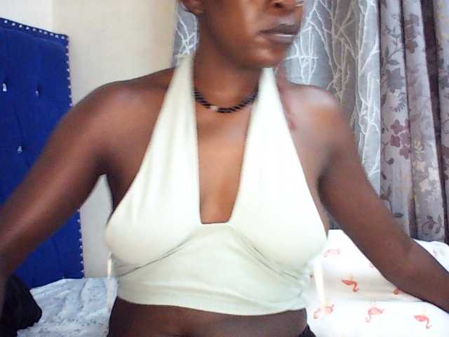 Prettygurl live cam on BongaCams
