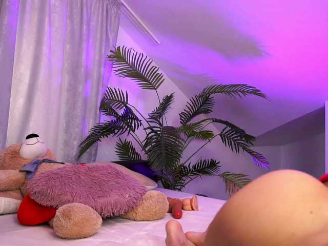 TenderSin live webcam show