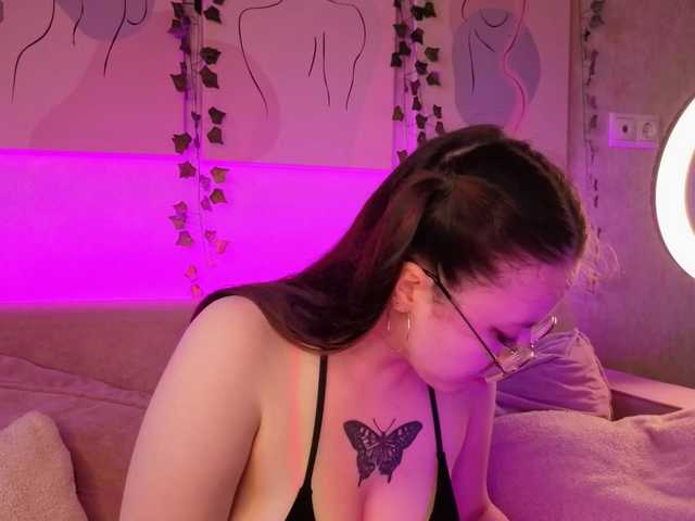 Krysa-dapp live cam on BongaCams