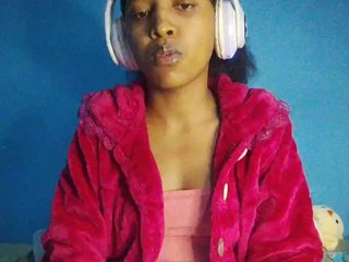 Annais19's Live Webcam
