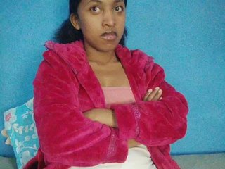 Annais19's Live Webcam