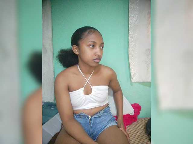 Annais19 live cam on BongaCams