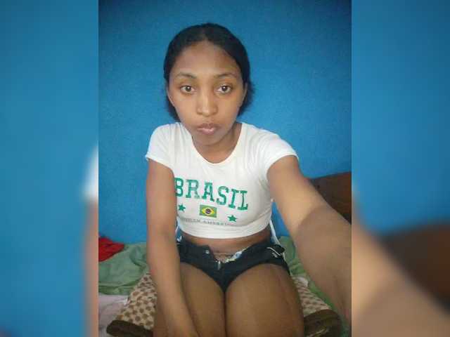 Annais19's BongaCams show and profile