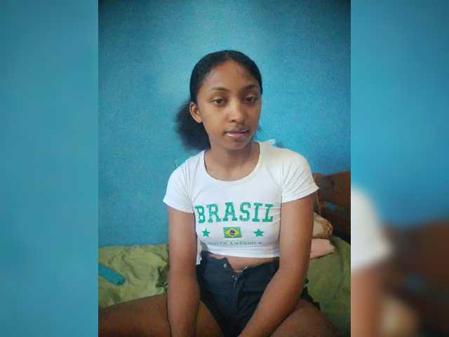 Annais19's BongaCams show and profile