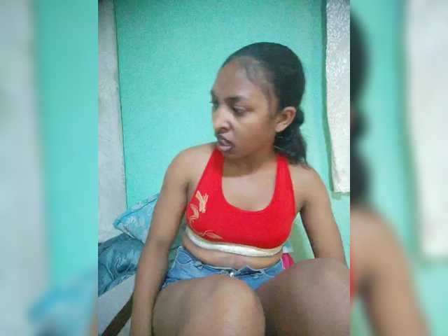 Annais19 live cam on BongaCams