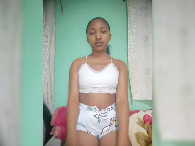Annais19 live cam on BongaCams