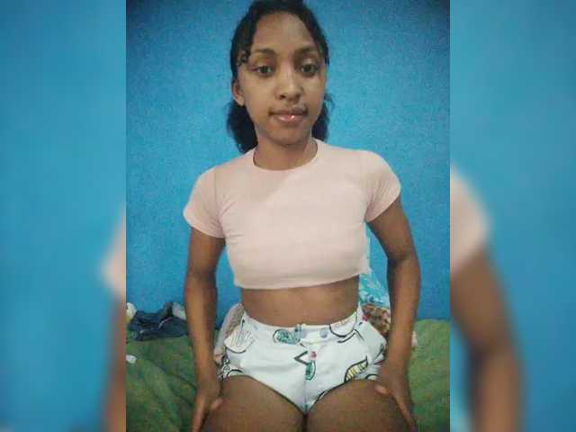 Annais19's BongaCams show and profile