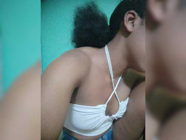 Annais19 live cam on BongaCams