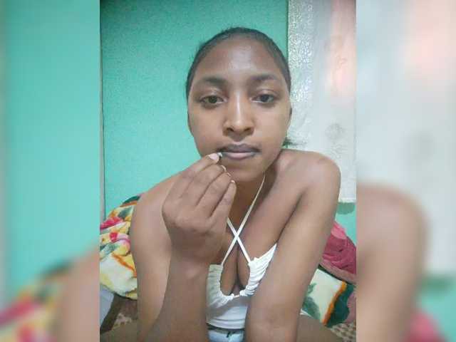 Annais19 live cam on BongaCams
