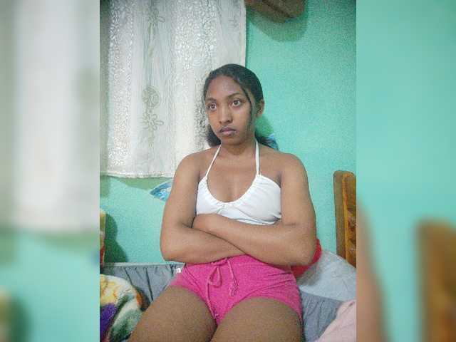 Annais19 live cam on BongaCams