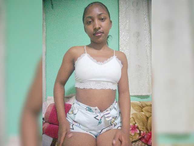 Annais19 live cam on BongaCams