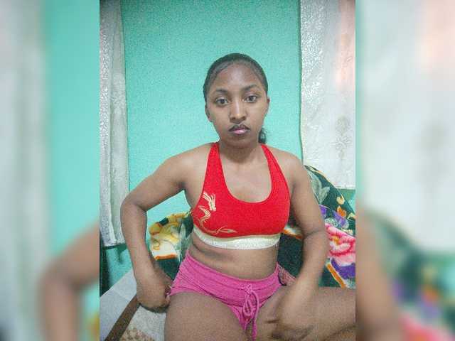 Annais19 live cam on BongaCams