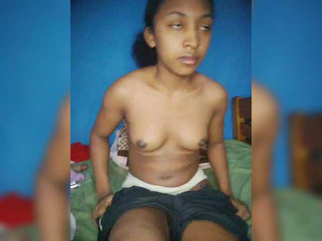 Annais19's BongaCams show and profile