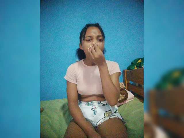 Annais19's BongaCams show and profile