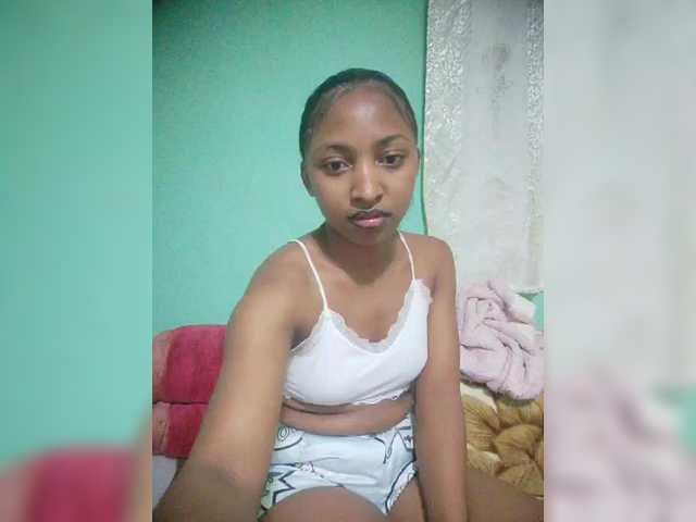 Annais19 live cam on BongaCams