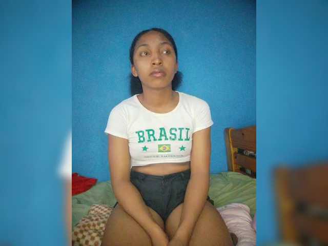 Annais19's BongaCams show and profile