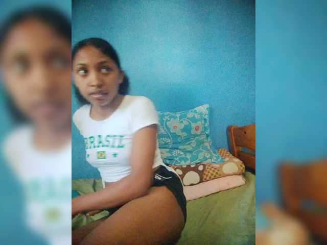 Annais19's BongaCams show and profile