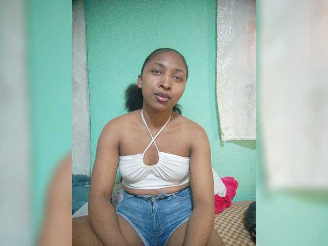 Annais19 live webcam show