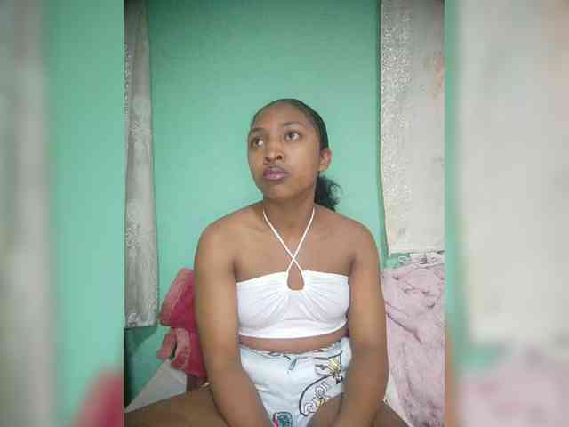 Annais19 Live Webcam on BongaCams