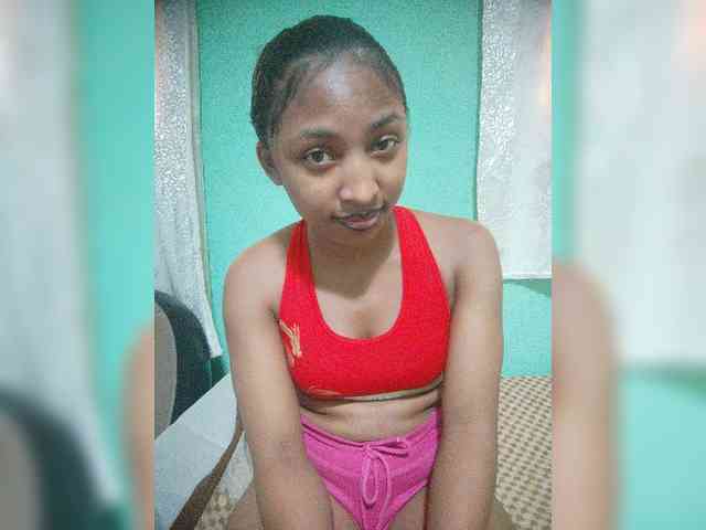 Annais19 Live Webcam on BongaCams