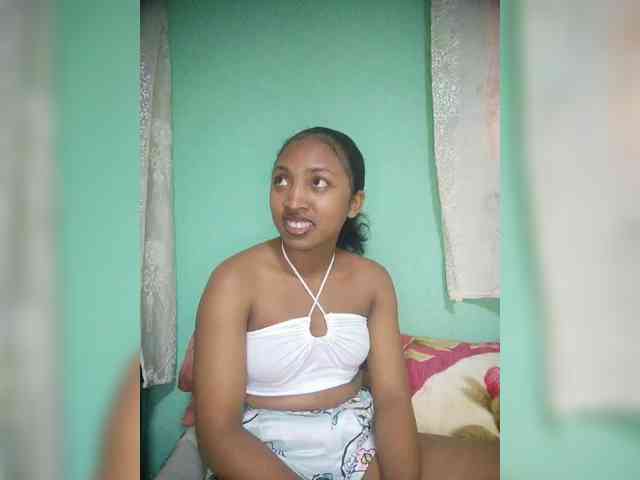 Annais19 Live Webcam on BongaCams