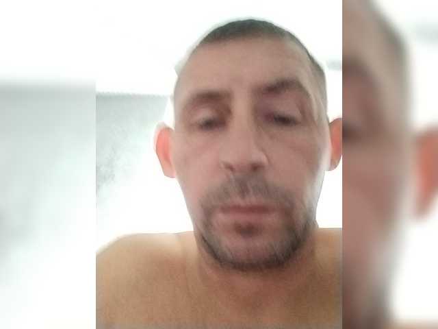Muxus1 — live male cam