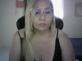 Mariana0x Porn Show