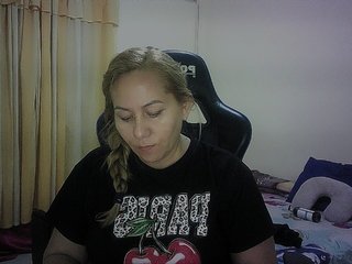 Mariana0x Porn Show