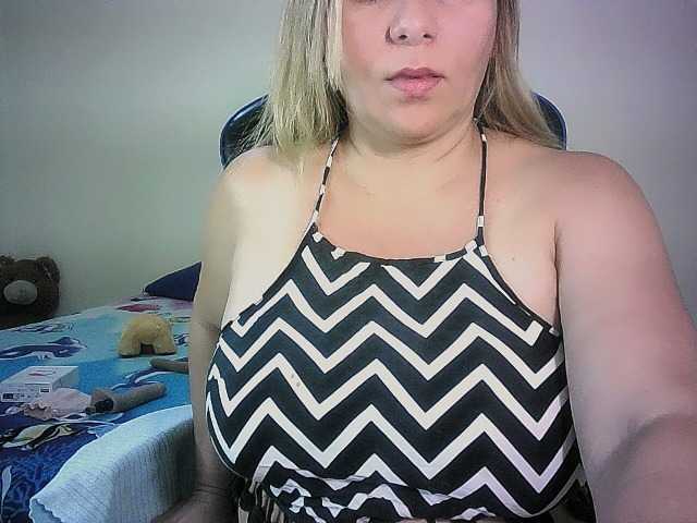 Mariana0x live cam on BongaCams