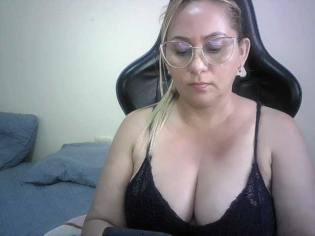 Mariana0x live cam preview