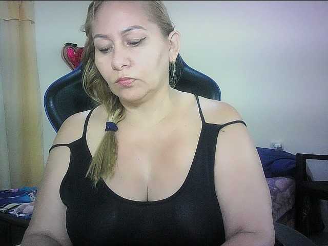 Mariana0x live cam on UnifiedCams