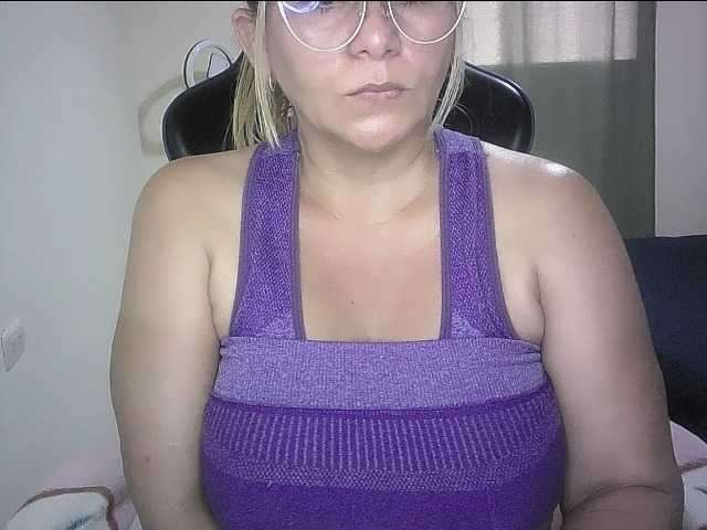 Mariana0x, en directo ahora en BongaCams