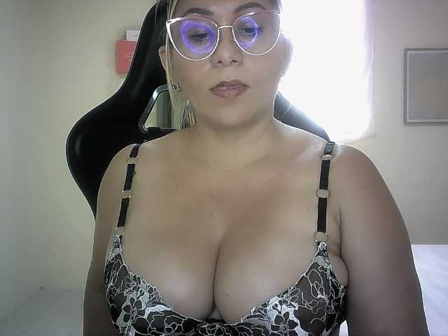 Mariana0x live cam preview
