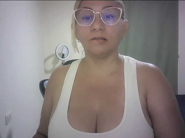 Mariana0x live cam preview
