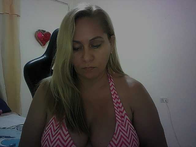 Mariana0x live cam on UnifiedCams