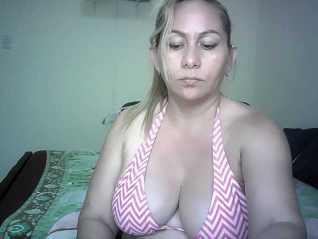 Mariana0x live cam on BongaCams