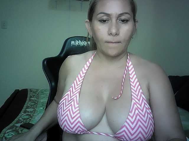 Mariana0x live cam on BongaCams